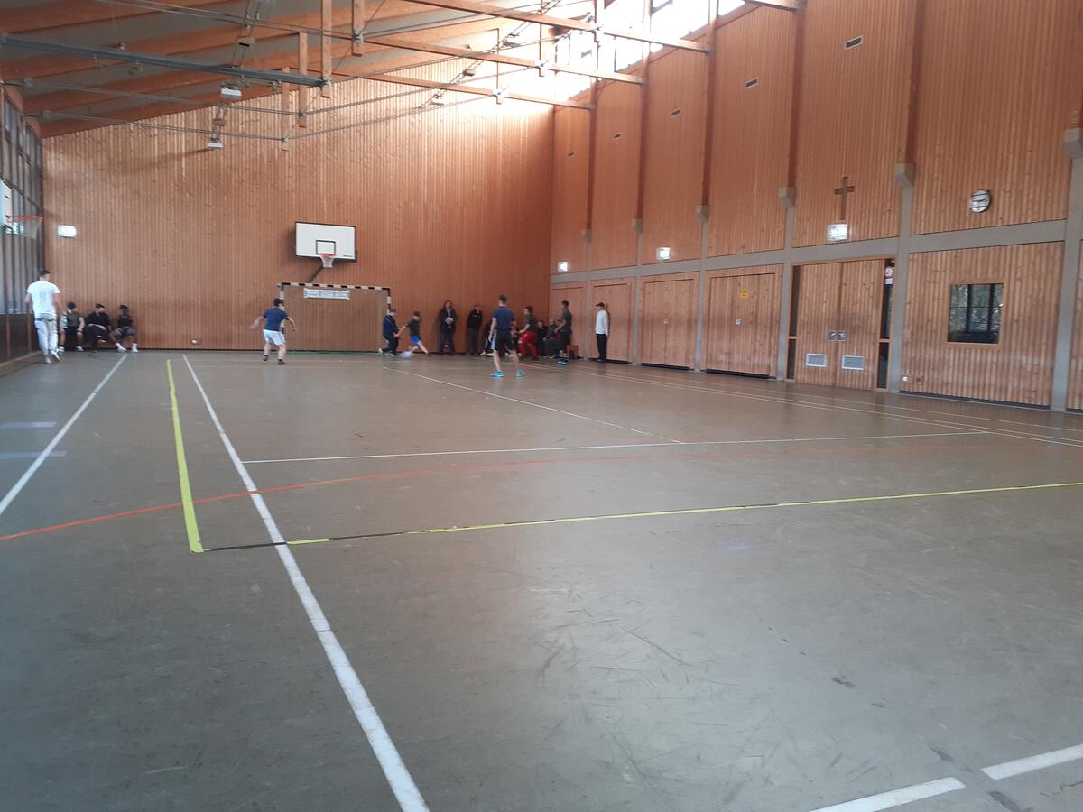 Fußball